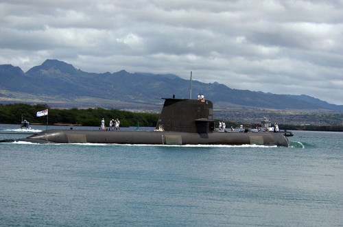 800px-HMAS_Waller_(SSG_75)