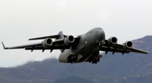 avion-militar-c-17-depresurizat